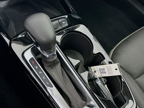 Used 2024 Chevrolet Trax ACTIV w/ Sunroof Package image 24