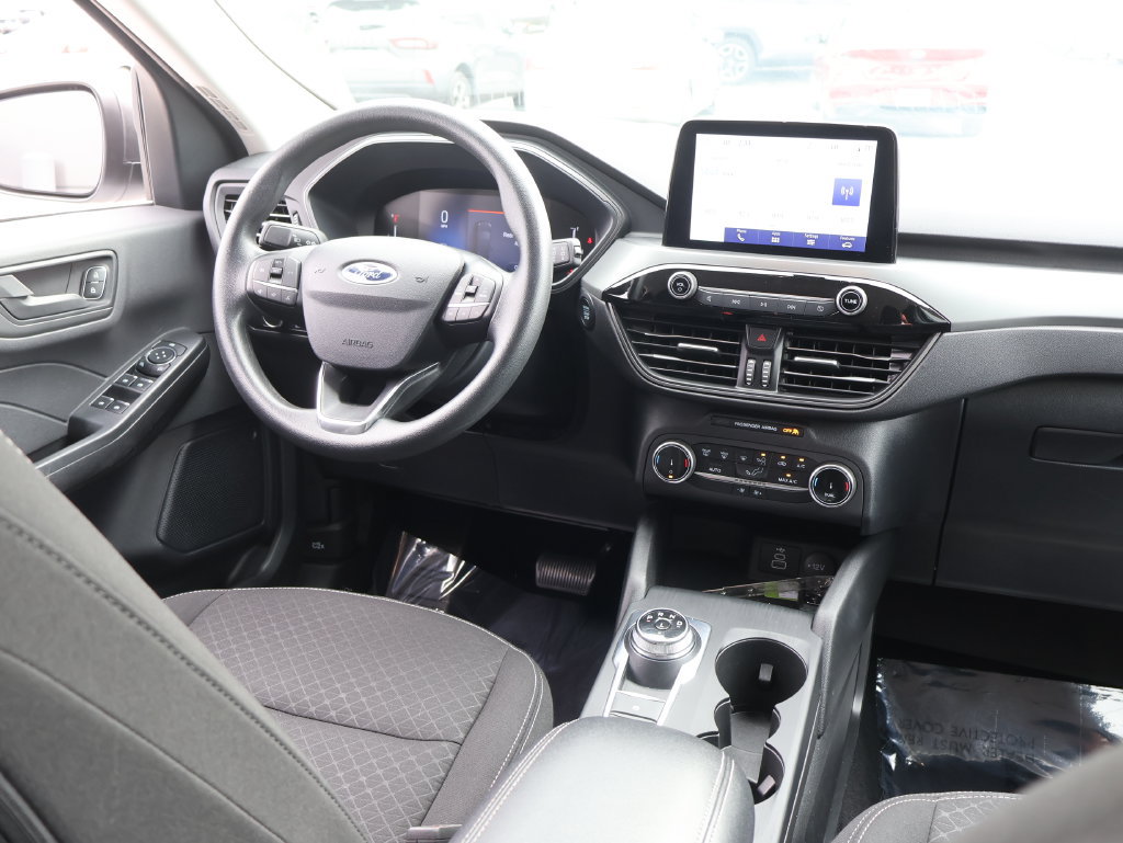 Used 2025 Ford Escape Active AWD/4WD image 12