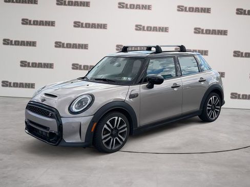 Used 2023 MINI Cooper S FWD image 1
