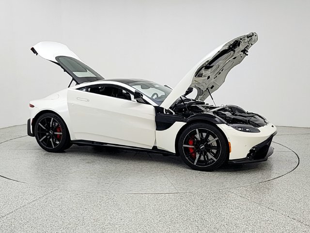 Used 2020 Aston Martin V8 Vantage Coupe RWD image 10