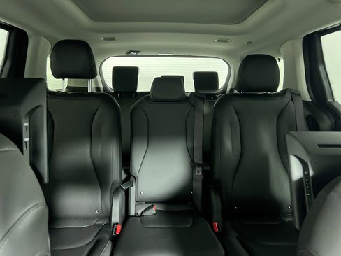 New 2026 Kia Carnival SX FWD image 35