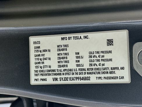 Used 2023 Tesla Model 3 Standard Range RWD image 12