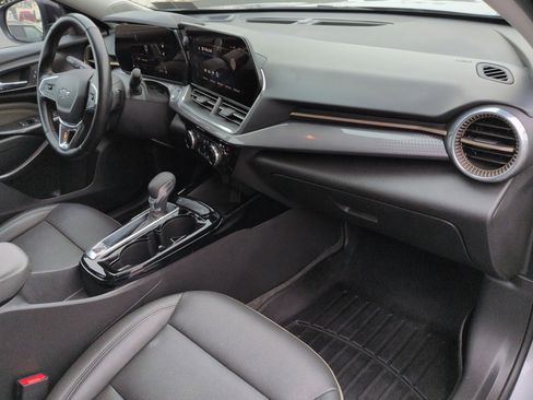 Certified 2025 Chevrolet Trax ACTIV w/ Driver Confidence Package image 27