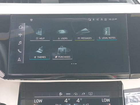 Used 2024 Audi Q8 e-tron Premium Plus w/ Premium Plus Package AWD/4WD image 25