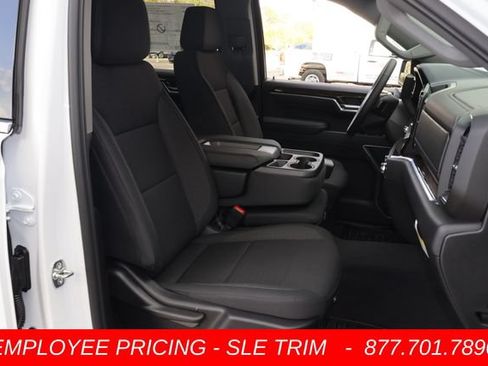 New 2026 GMC Sierra 1500 SLE w/ Max Trailering Package AWD/4WD image 17