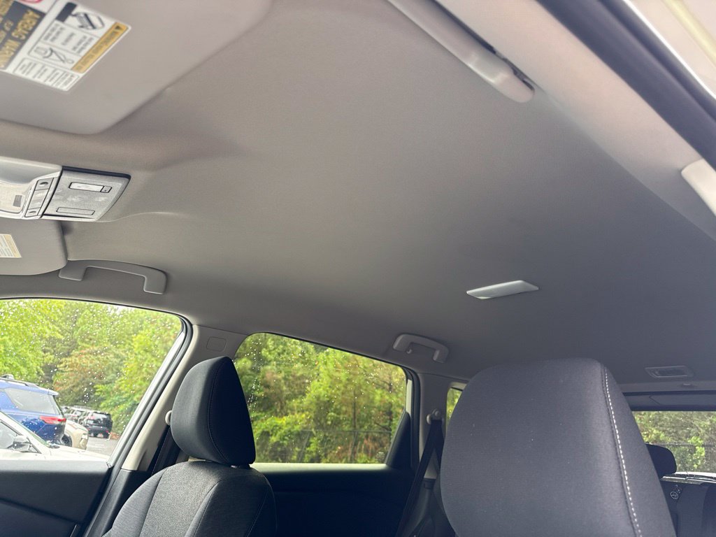 Used 2025 Nissan Rogue SV FWD image 30