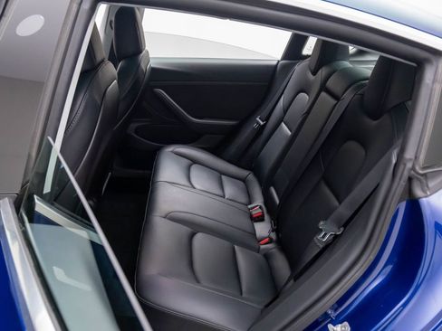 Used 2020 Tesla Model 3 Standard Range Plus image 15