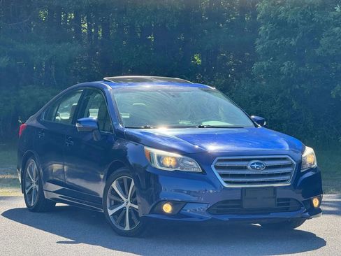 Used 2016 Subaru Legacy 2.5i Limited AWD/4WD image 2