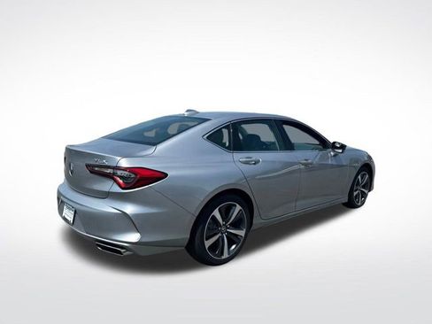 Used 2025 Acura TLX Technology Package image 2