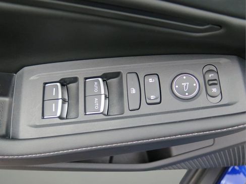 Used 2025 Honda Accord Sport image 10