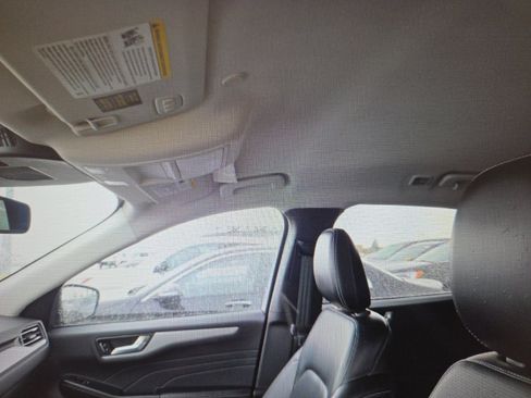 Used 2023 Ford Escape Platinum AWD/4WD image 14