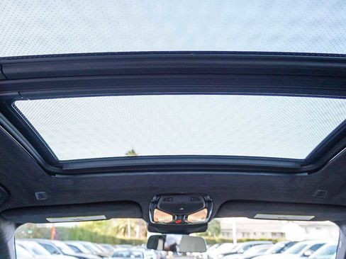 New 2026 BMW X7 M60i AWD/4WD image 18