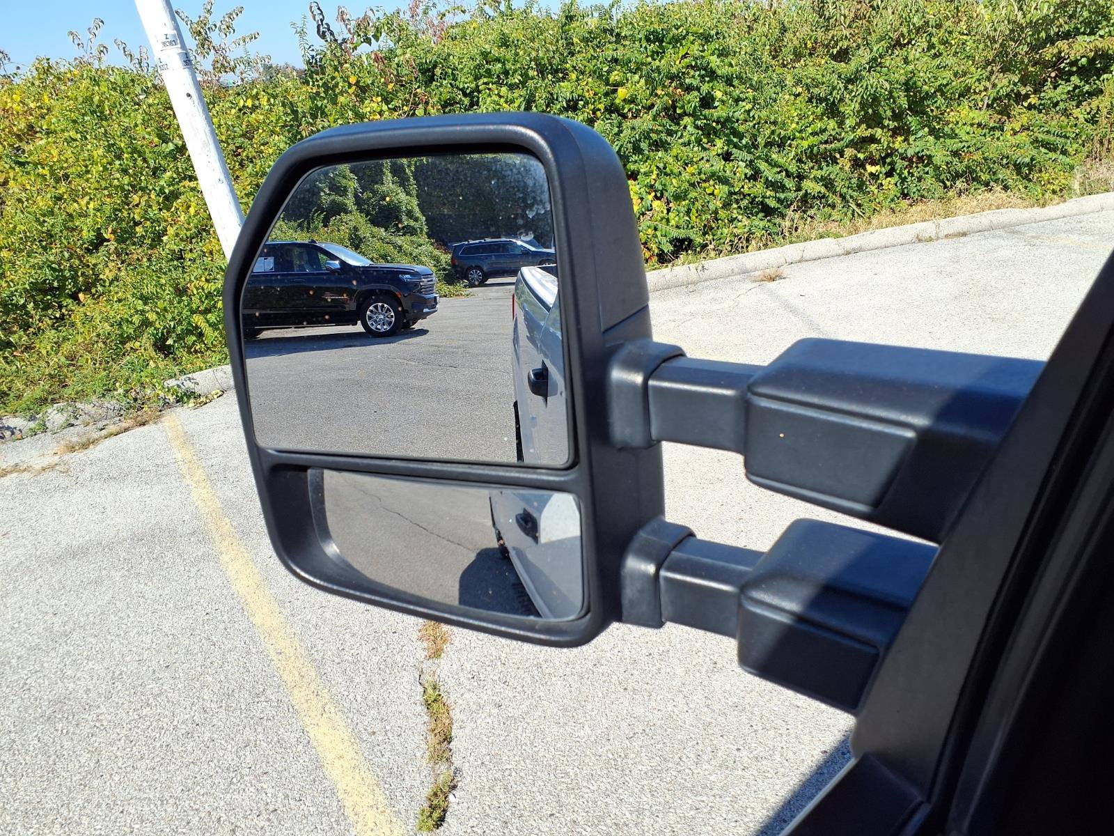 Used 2017 Ford F350 XLT w/ Camper Package AWD/4WD image 27