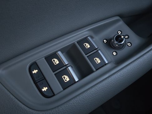 Used 2021 Audi Q7 2.0T Premium Plus w/ Executive Package image 31