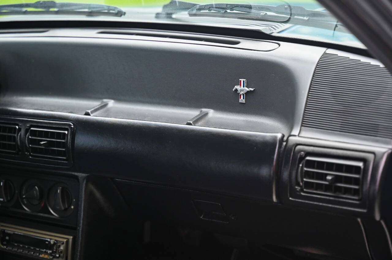 Used 1989 Ford Mustang LX RWD image 92
