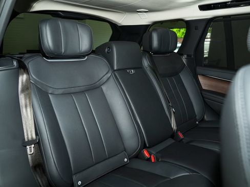 Used 2025 Land Rover Range Rover Autobiography AWD/4WD image 62