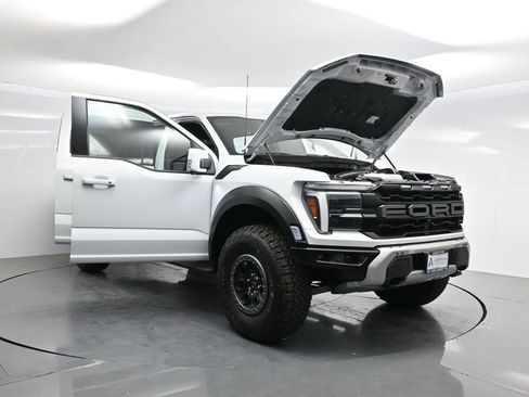 Used 2025 Ford F150 Raptor AWD/4WD image 37