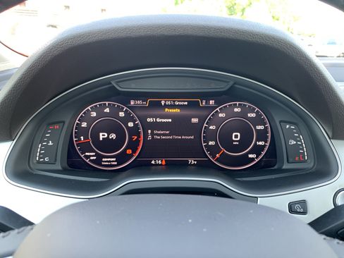 Used 2019 Audi Q7 2.0T Premium Plus AWD/4WD image 21