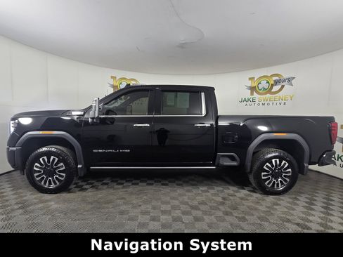 Used 2024 GMC Sierra 2500 Denali Ultimate image 6