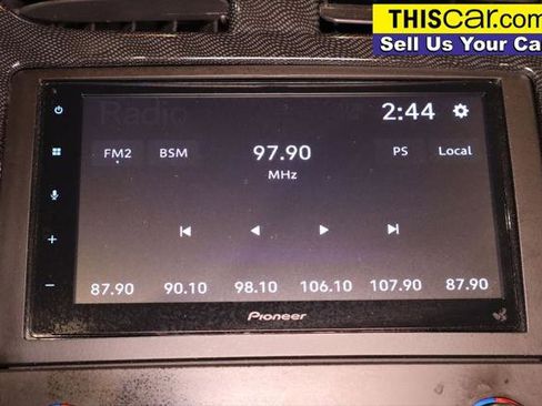 Used 2011 Chevrolet Corvette Convertible w/ 1LT RWD image 25