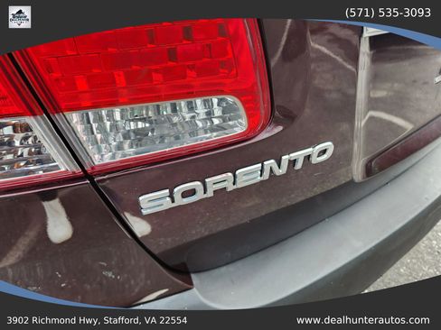Used 2012 Kia Sorento FWD image 12