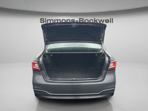 Used 2024 Subaru Legacy Premium image 10