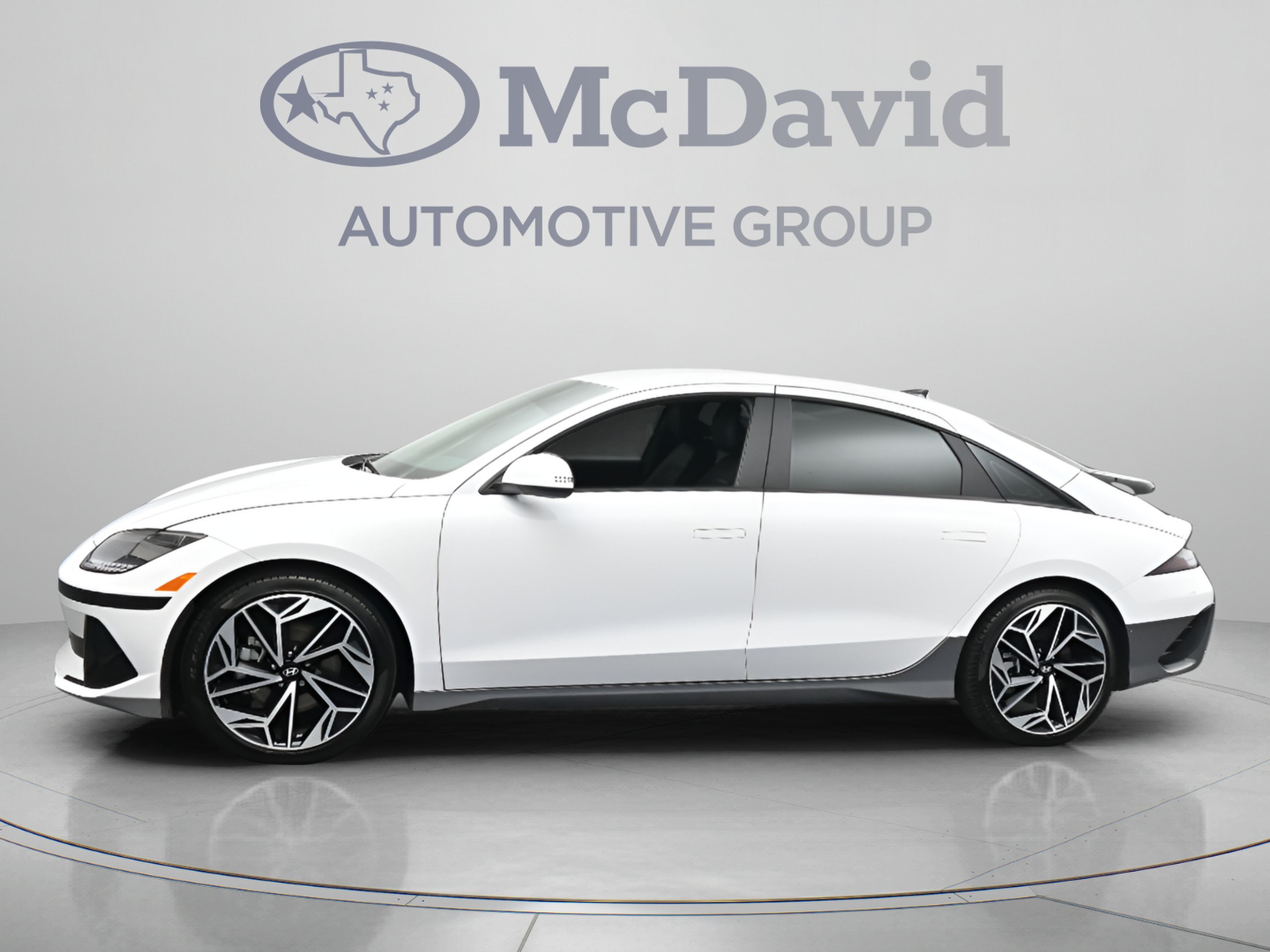Used 2025 Hyundai Ioniq 6 SEL RWD image 5