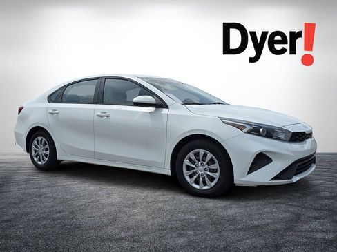 Used 2022 Kia Forte Sedan FWD image 1