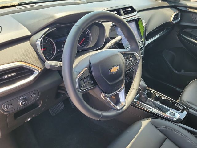 Used 2023 Chevrolet TrailBlazer ACTIV w/ Sun and Liftgate Package AWD/4WD image 17