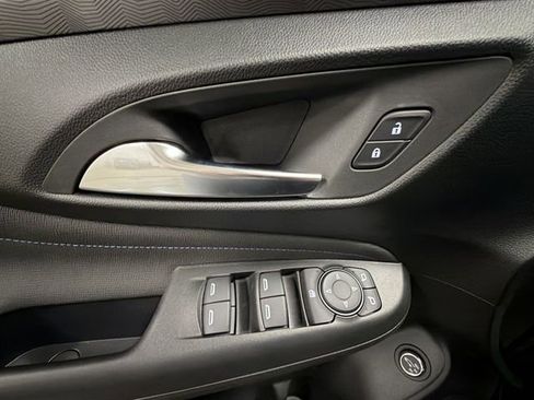 New 2026 Buick Envista Sport Touring w/ Convenience I Package FWD image 21