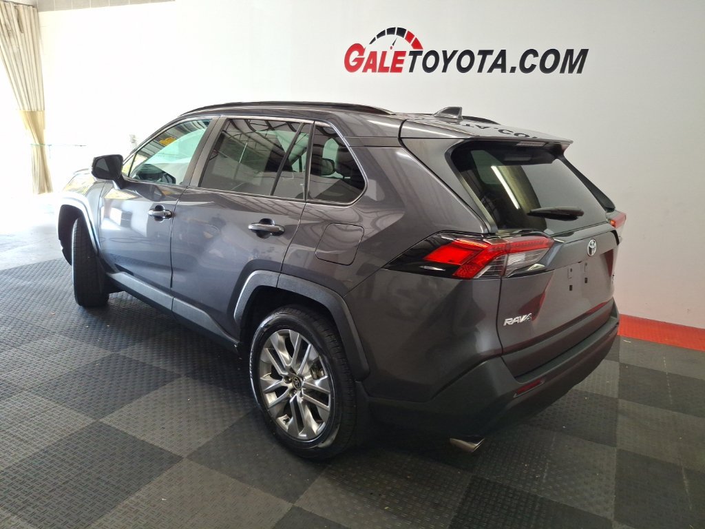 Used 2024 Toyota RAV4 XLE Premium w/ Weather Package AWD/4WD image 10