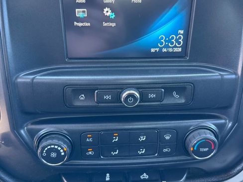 Used 2018 Chevrolet Silverado 1500 W/T w/ Trailering Package image 9