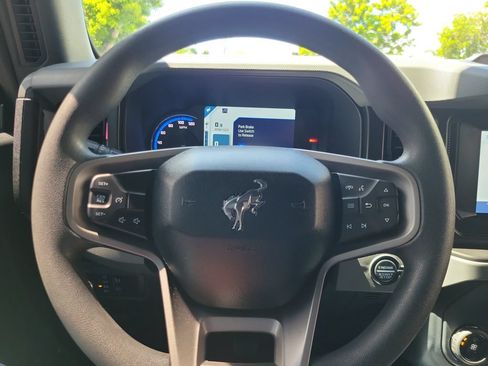 Used 2022 Ford Bronco 2-Door AWD/4WD image 15