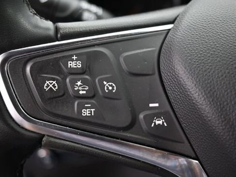 Used 2024 Chevrolet Equinox LT FWD image 19