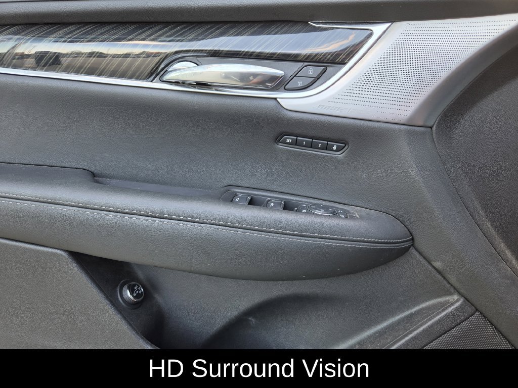 Used 2023 Cadillac XT6 Premium Luxury w/ Technology Package FWD image 24