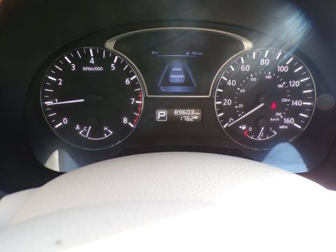 Used 2015 Nissan Altima 3.5 SL FWD image 23