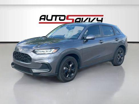 Used 2025 Honda HR-V LX image 3