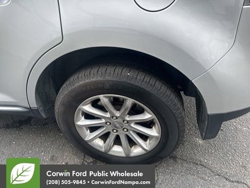 Used 2012 Lincoln MKX FWD image 10