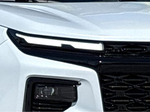 New 2026 Chevrolet Traverse RS FWD image 18