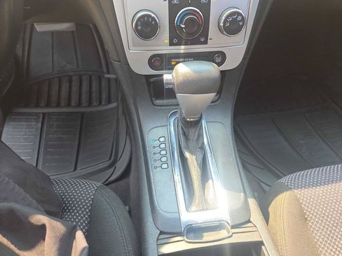 Used 2010 Chevrolet Malibu LT FWD image 13