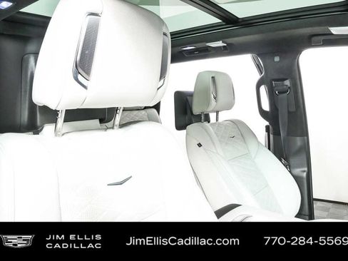 Used 2026 Cadillac Escalade Platinum Sport w/ LPO, ONYX Package AWD/4WD image 24