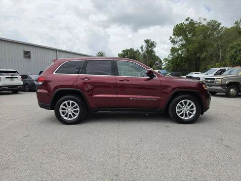 Certified 2022 Jeep Grand Cherokee Laredo X RWD image 3