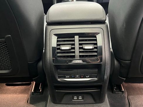 Used 2021 BMW X3 M40i w/ Executive Package image 9