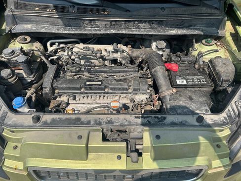 Used 2010 Kia Soul + w/ Audio Pkg image 12