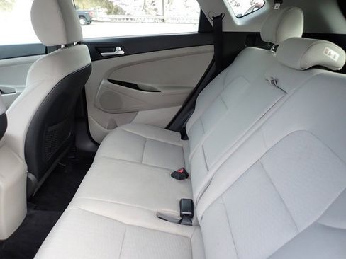 Used 2019 Hyundai Tucson Value image 17