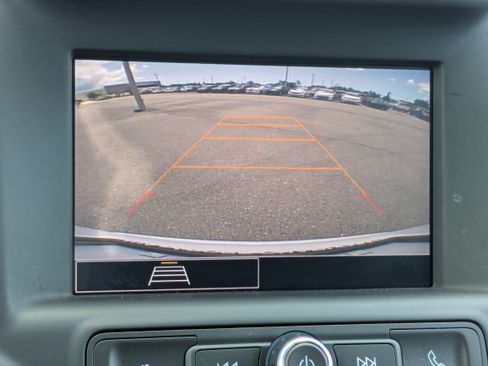 Used 2022 GMC Terrain SLE w/ Driver Convenience Package FWD image 21