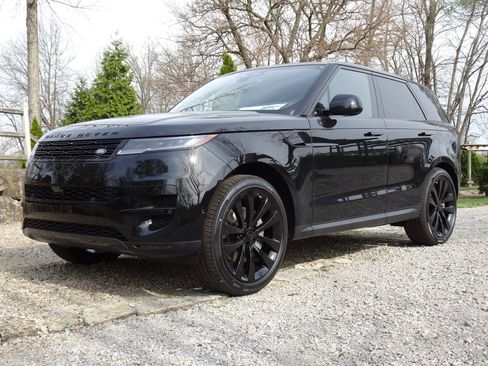 New 2026 Land Rover Range Rover Sport SE AWD/4WD image 8