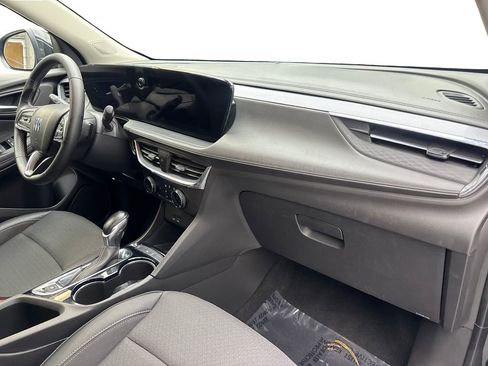 Used 2025 Buick Encore GX Preferred FWD image 47