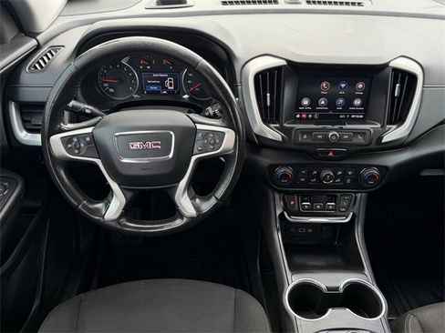 Used 2021 GMC Terrain SLE w/ Driver Convenience Package image 10