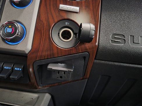 Used 2015 Ford F250 Lariat w/ Chrome Package AWD/4WD image 51